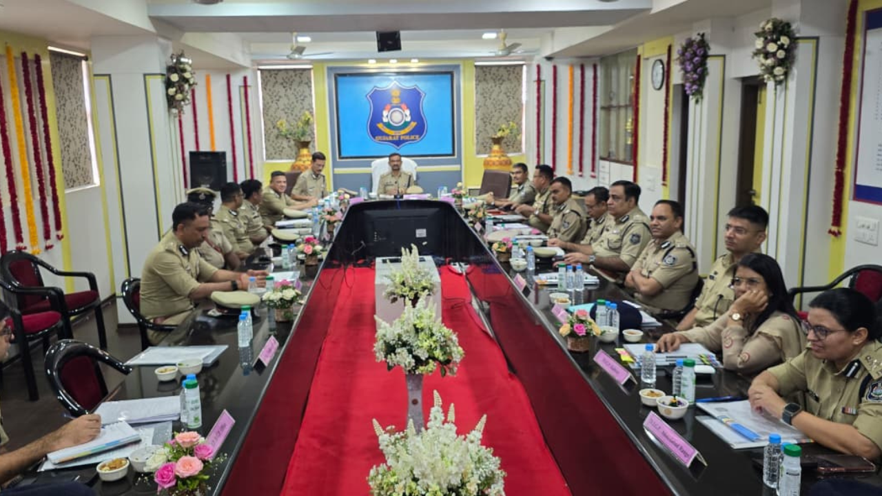 Untitled design_20251017_144924_0000