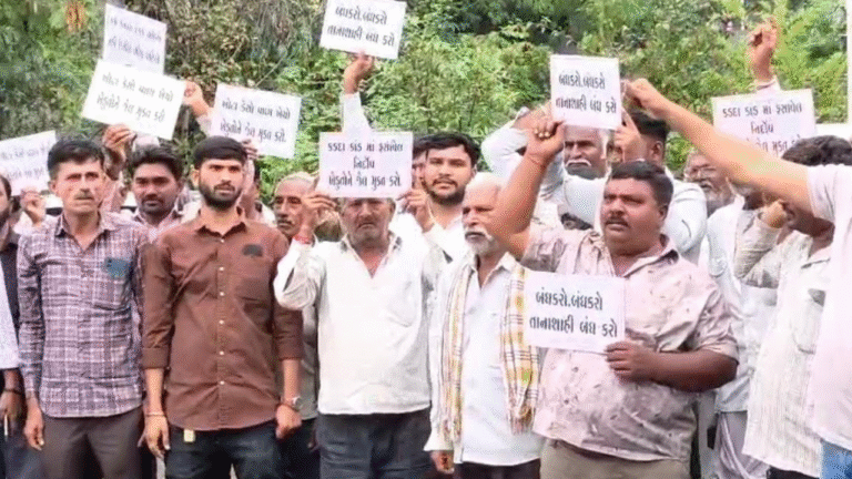 Untitled design_20251028_221520_0000