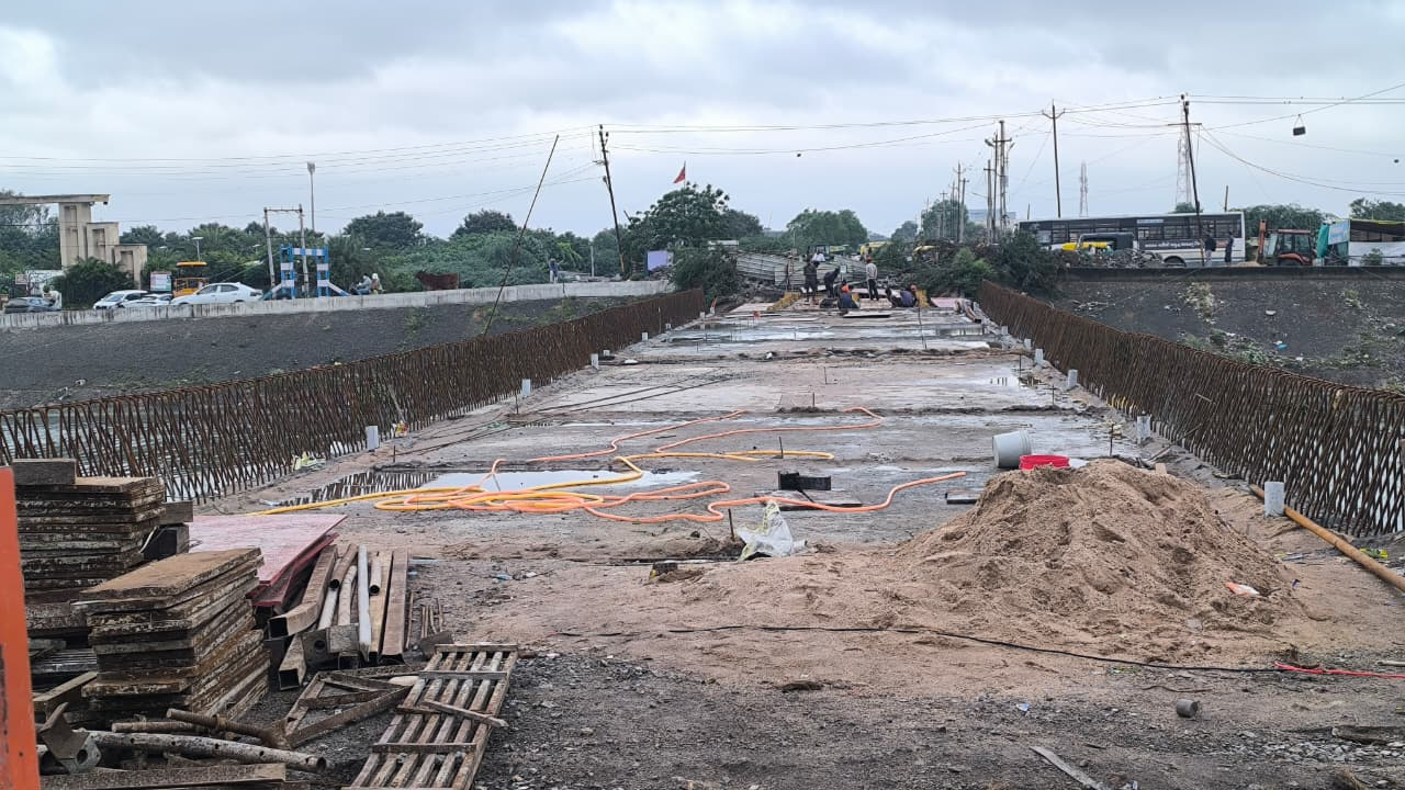 Untitled design_20251104_095949_0000