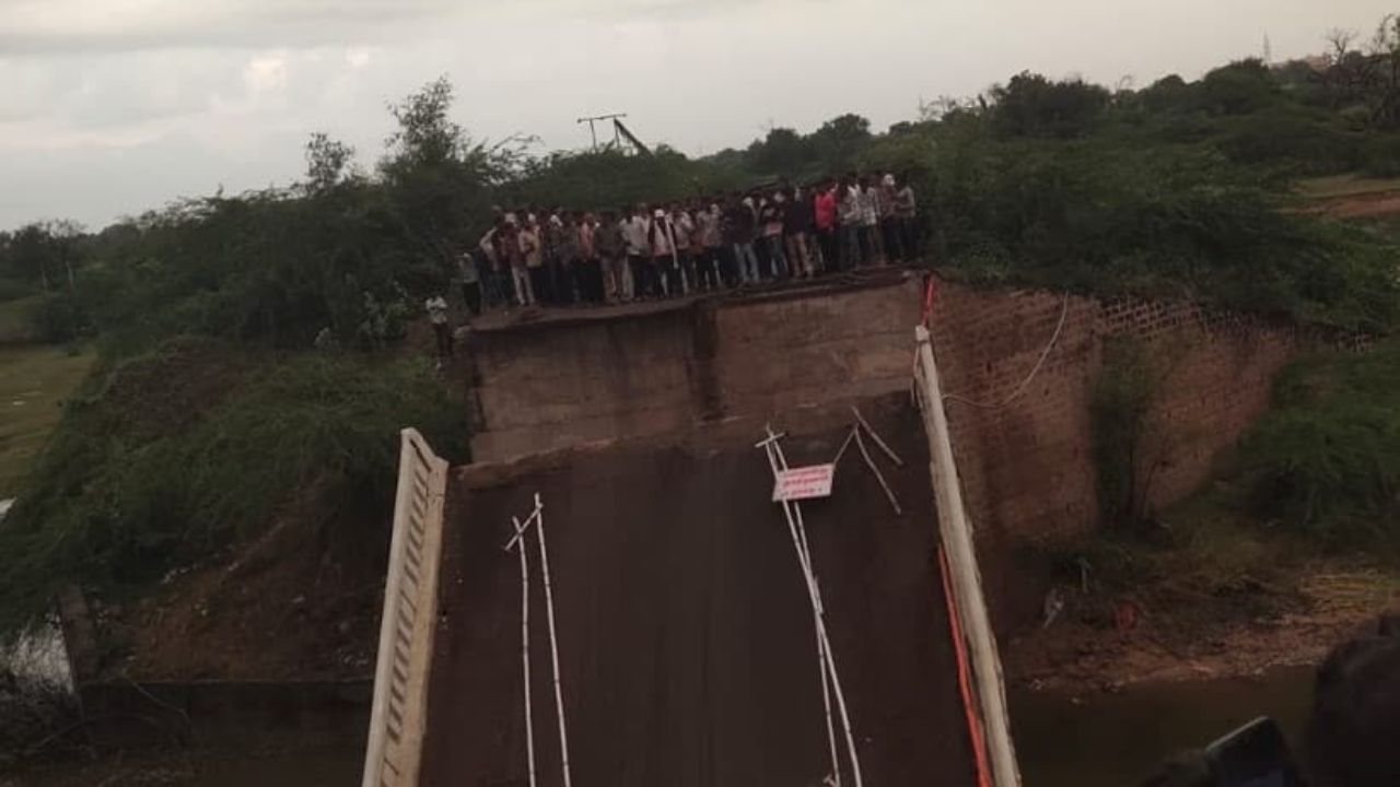 Untitled design_20251104_100052_0000