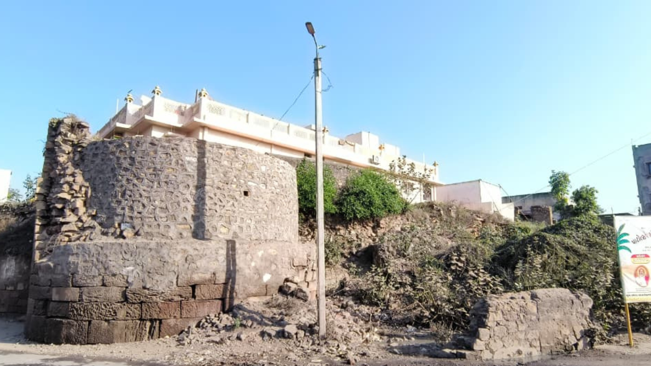 Untitled design_20251111_073834_0000