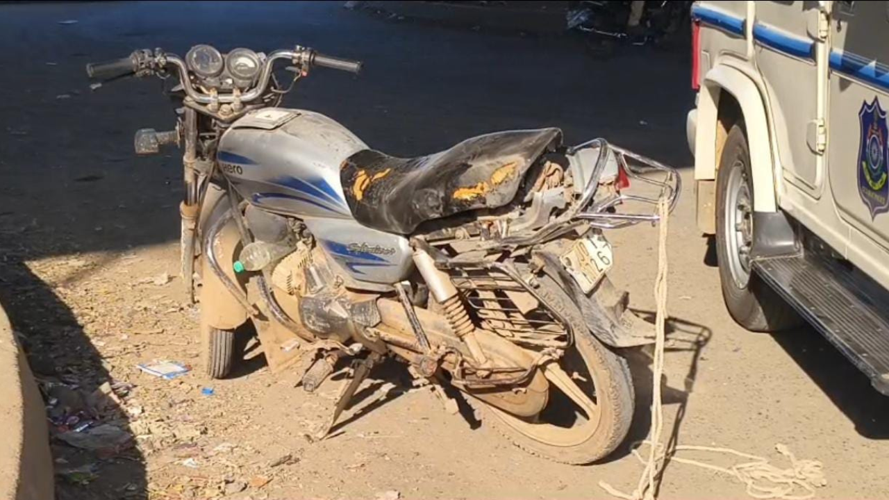 Untitled design_20251212_100139_0000