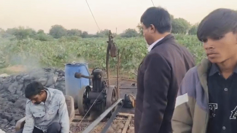 Untitled design_20251212_100219_0000