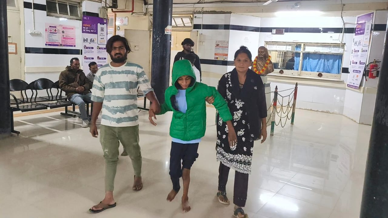 Untitled design_20251212_100351_0000