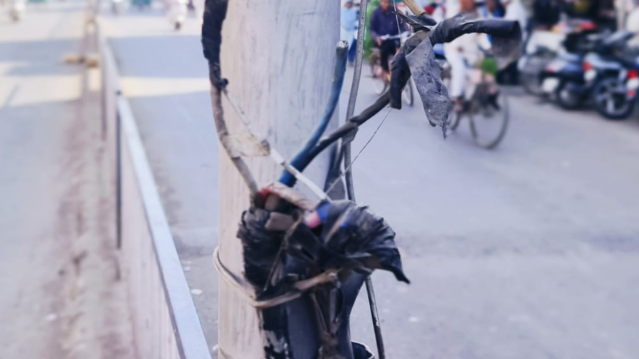 Untitled design_20251212_100637_0000