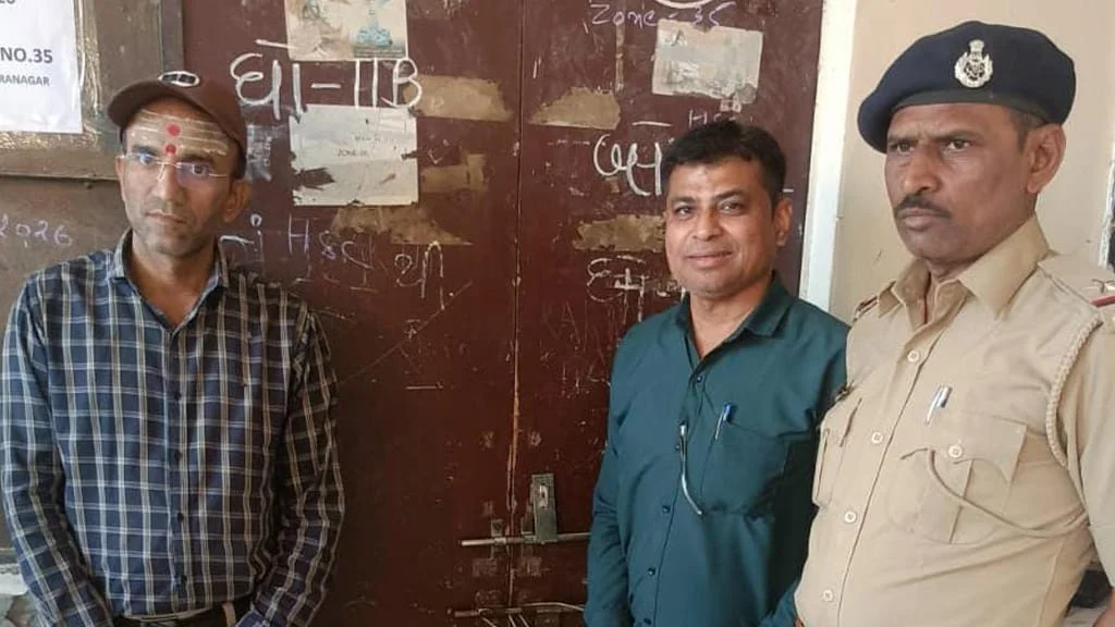 સુરેન્દ્રનગર જિલ્લામાં બોર્ડની પરીક્ષાનો મંગલ પ્રારંભ: 32,208 વિદ્યાર્થીઓ માટે શિક્ષણ વિભાગ અને પોલીસ તંત્ર સજ્જ