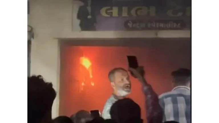 લીંબડીના તળાવ મહોલ્લામાં દરજીની દુકાનમાં શોર્ટ સર્કિટથી ભીષણ આગ: કપડાં બળીને ખાખ