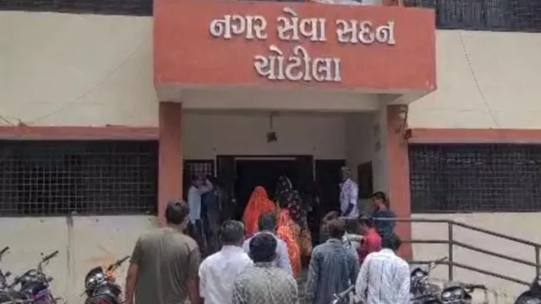 ચોટીલા પાલિકામાં લગ્ન નોંધણી માટે નિયમ વિરુદ્ધ સોગંધનામા માંગતા રોષ