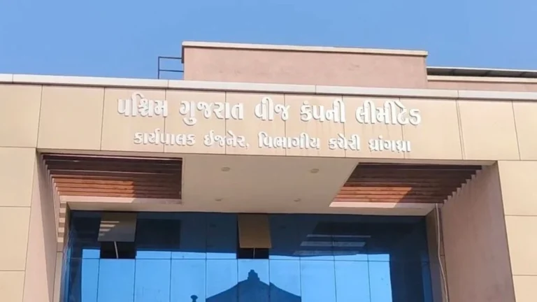 ધ્રાંગધ્રા PGVCLની લાલ આંખ: 74 લાખનું બિલ બાકી હોય તેવા 2463 વીજ કનેક્શન કપાશે