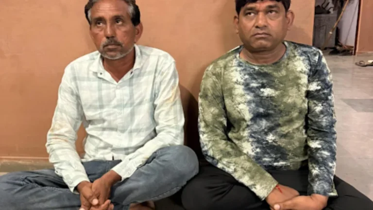 ધ્રાંગધ્રાના પરોઢિયા વિસ્તારમાં જુગાર રમતા 2 શખ્સ ઝડપાયા, 5 ફરાર