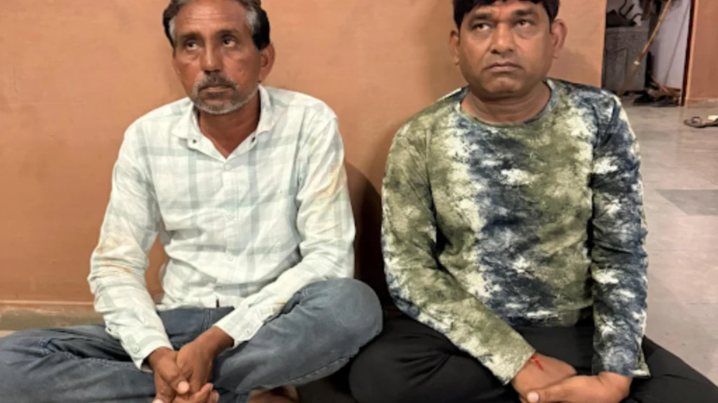 ધ્રાંગધ્રાના પરોઢિયા વિસ્તારમાં જુગાર રમતા 2 શખ્સ ઝડપાયા, 5 ફરાર