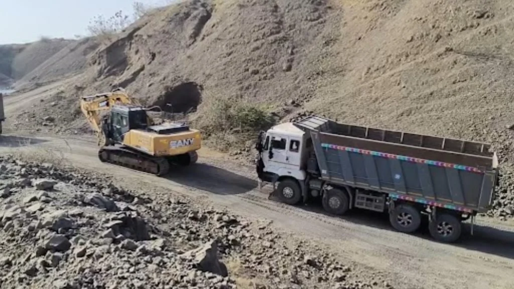 સુદામડા ખનન કૌભાંડમાં ત્રણ ભૂ-માફિયાઓના નામ ખુલ્યા