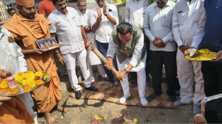 લીંબડીમાં રૂ. 11 કરોડના ખર્ચે બે મુખ્ય માર્ગોનું નવીનીકરણ થશે, ધારાસભ્યના હસ્તે ખાતમુહૂર્ત