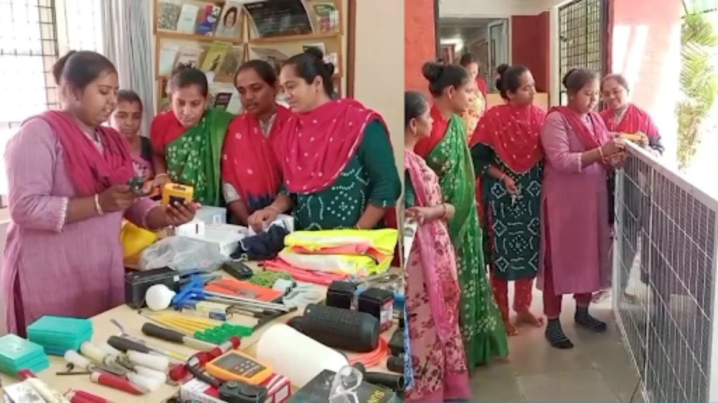 PM મોદીએ ‘મન કી બાત’માં ધ્રાંગધ્રાના ભરાડા ગામના પાયલબેન મુંજપરાના સેવાકાર્યની લીધી નોંધ