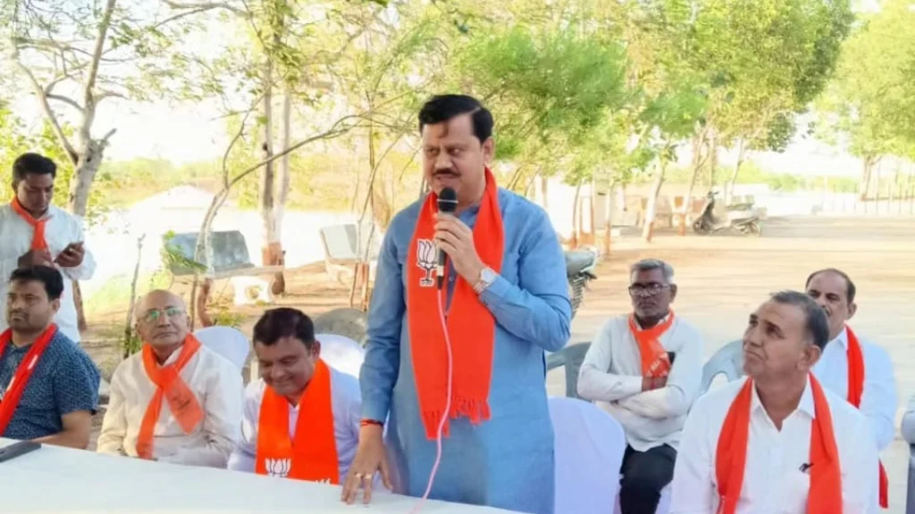 local-body-elections-jagdish-makwana-memka-meeting