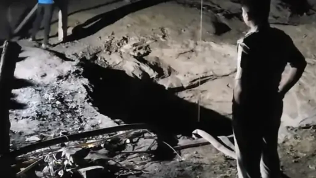 sayla-police-raid-illegal-carbocell-mining-chorvira