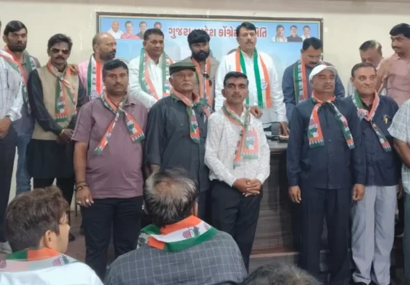 Limbdi AAP Resignation