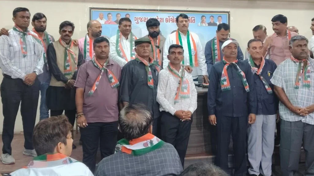 Limbdi AAP Resignation