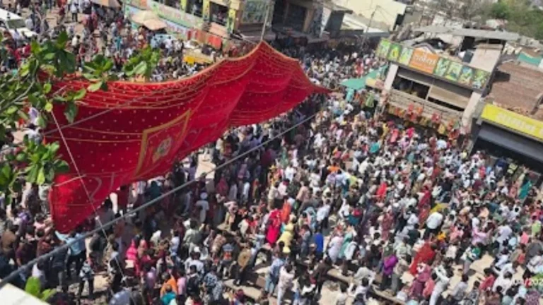 ચોટીલામાં ચૈત્રી પૂનમે લાખથી વધુ શ્રદ્ધાળુઓએ માં ચામુંડાના દર્શન કર્યા