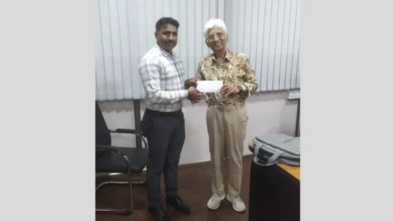 સુરેન્દ્રનગરના રાહુલ શુક્લા ફાઉન્ડેશન દ્વારા સૈનિકોના કલ્યાણ માટે 1 લાખનું દાન