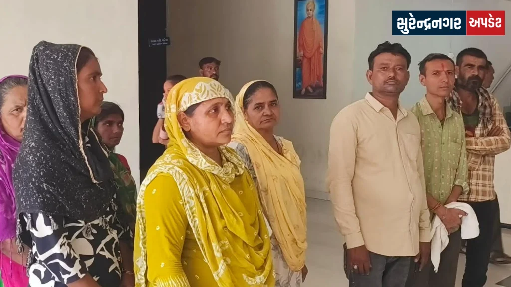 surendranagar-awas-yojana-residents-protest-for-basic-amenities