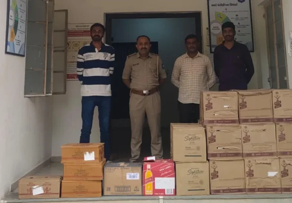 Limbdi Police Raid and Seized Foreign Liquor Bottles in Jakhan Village
