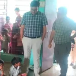 Surendranagar Collector inspecting food quality at Velavadar Anganwadi Chuda