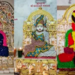 Mahavir Swami beautiful angi decoration with pearls and flowers in Jain temple Limbdi Gujarat