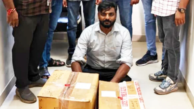 bogus-doctor-caught-in-Chhatriyala-Village-chuda-surendranagar